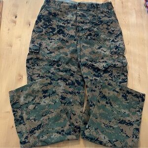 Men's Digital Camo Cargo Pants